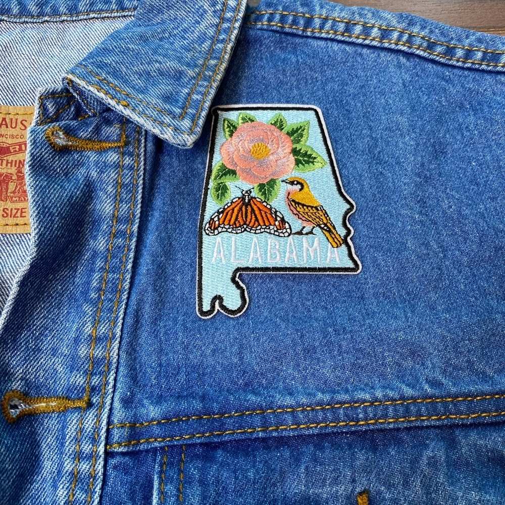 Alabama Patch on a backpack – iron-on embroidered patch