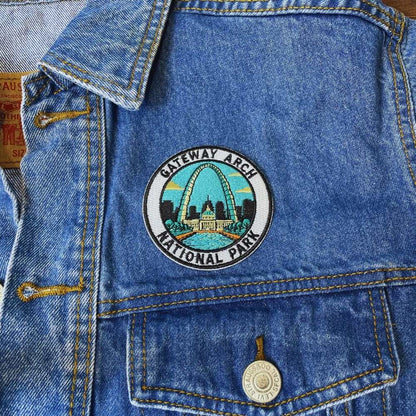 Gateway Arch National Park Patch on a backpack – iron-on embroidered patch